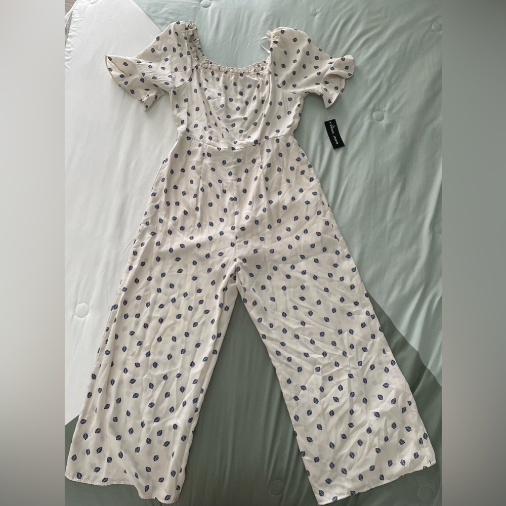 Cream/ Off- white jumpsuit with blue details
